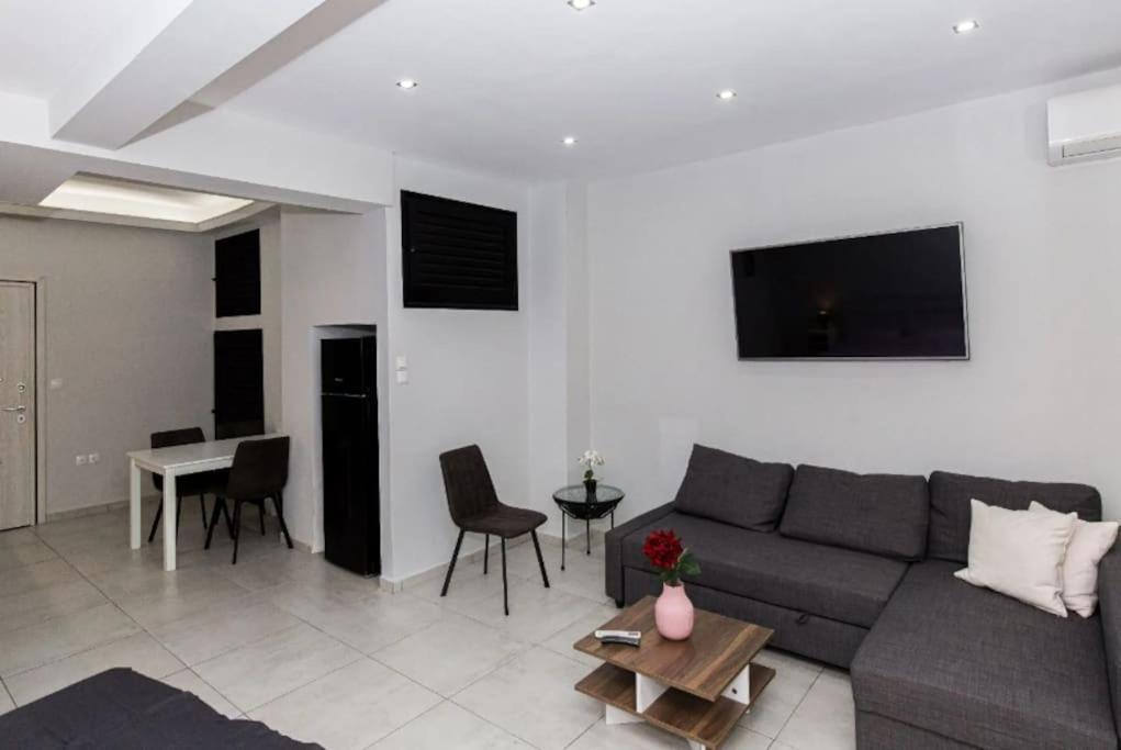 Cozy Apartment Central Atene Esterno foto