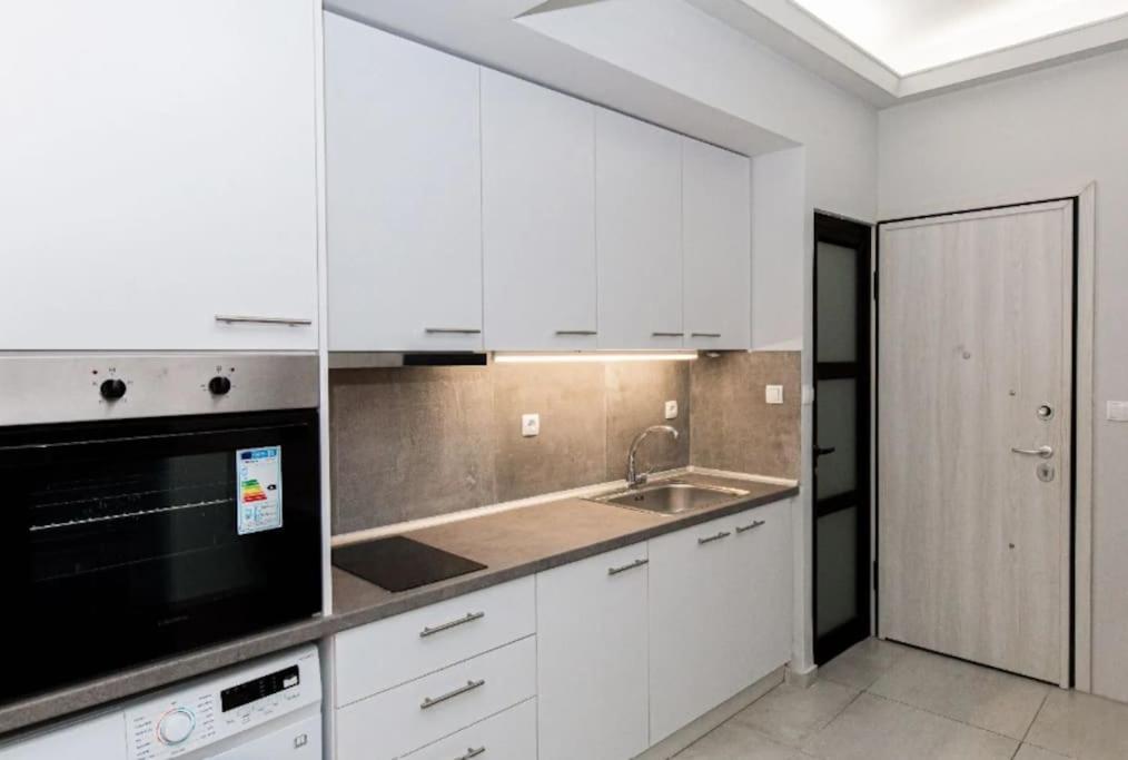 Cozy Apartment Central Atene Esterno foto